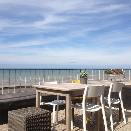 Apartamento Zeedijk44 - Frontal Sea View Penthouse De Panne Exterior foto